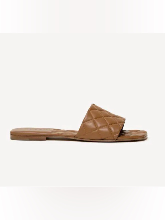 M. Gemi Vanessa Quilted Slide Sandal In Caramel Brown